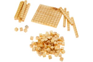 MATERIAL DOURADO DO ALUNO EM MADEIRA